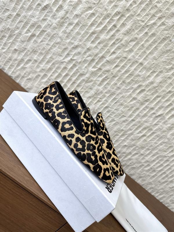 20251127171419946 320